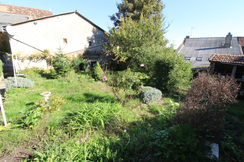 French property for sale in Saint-Savin, Vienne - €80,000 - photo 11