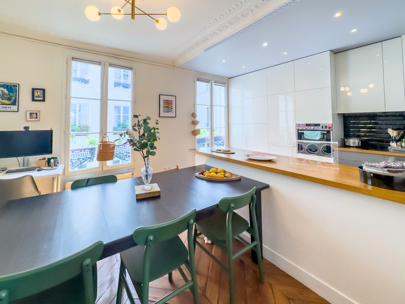 French property for sale in Paris 10e Arrondissement, Paris - €920,000