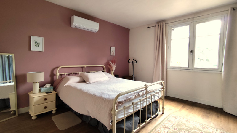 French property for sale in Saint-Claud, Charente - €149,999 - photo 5