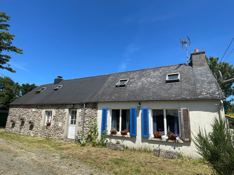 Maison à vendre à Bourbriac, Côtes-d'Armor - 134.000 € - photo 1