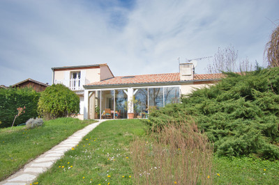 French property for sale in Casseneuil, Lot-et-Garonne - €372,000 - photo 9