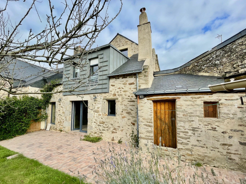 French property for sale in Muzillac, Morbihan - €395,000 - photo 2