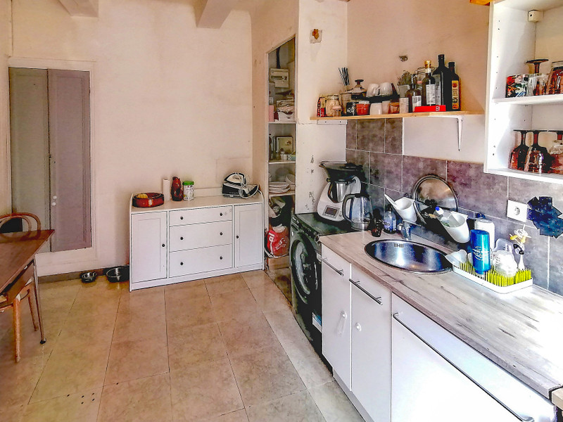 French property for sale in La Bouilladisse, Bouches-du-Rhône - €299,000 - photo 4