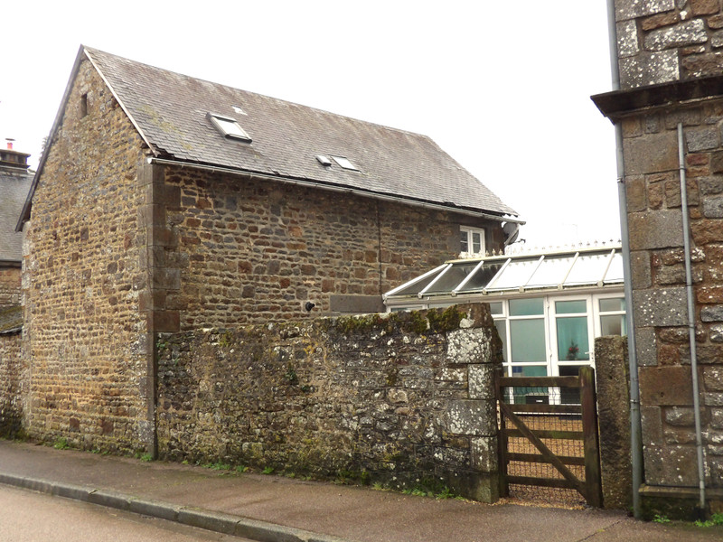 French property for sale in Joué-du-Bois, Orne - €130,800 - photo 1
