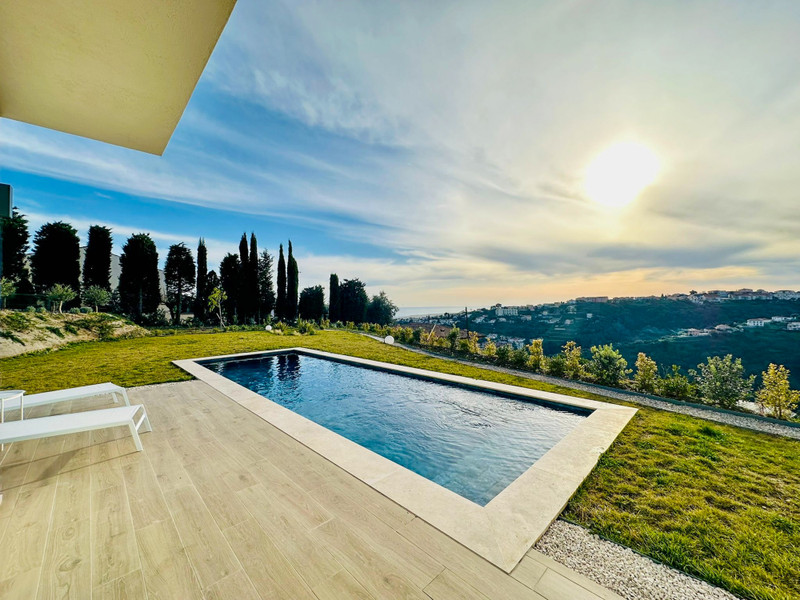 French property for sale in Nice, Alpes-Maritimes - €1,395,000 - photo 3