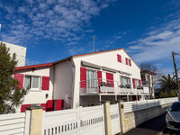 Propriété à vendre à Dax, Landes - 846 000 € - photo n°1