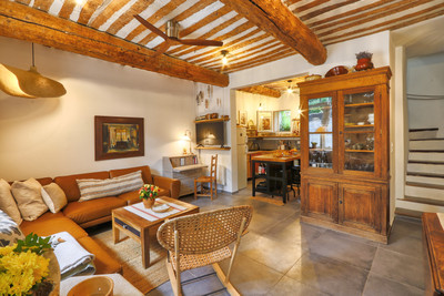French property for sale in Apt, Vaucluse - €230,000 - photo 3