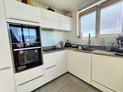 French property for sale in Bordeaux, Gironde - €439,000 - photo 1