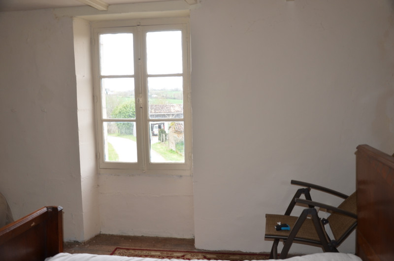 French property for sale in Clavé, Deux-Sèvres - €29,900 - photo 13
