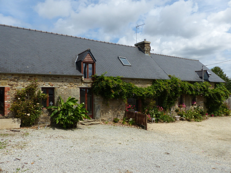 House for sale in La Motte Côtesd'Armor Fabulous detached longere