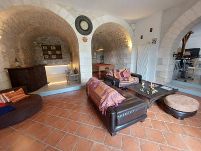 French property for sale in Vouzan, Charente - €336,000 - photo 2