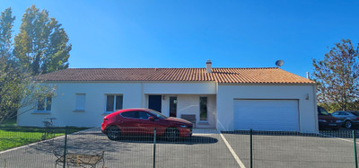 French property for sale in Fontenay-le-Comte, Vendée - €325,000 - photo 11