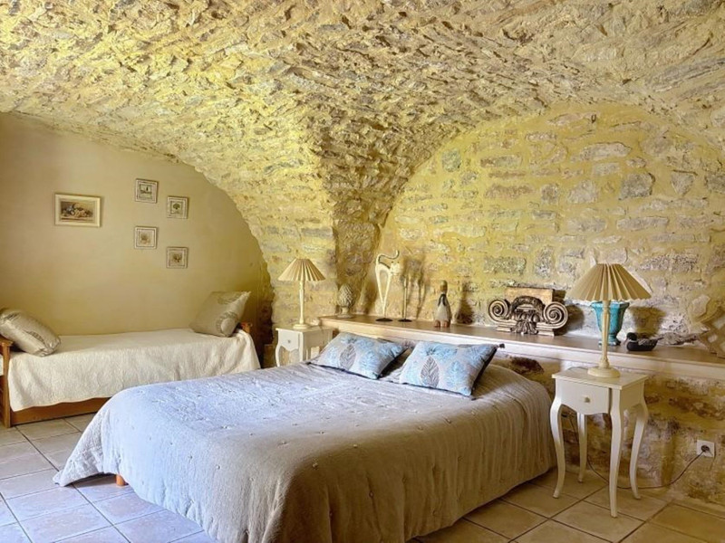 French property for sale in Barjac, Gard - €1,850,000 - photo 4