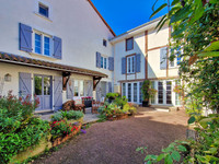 Maison à Chabanais, Charente - photo 1