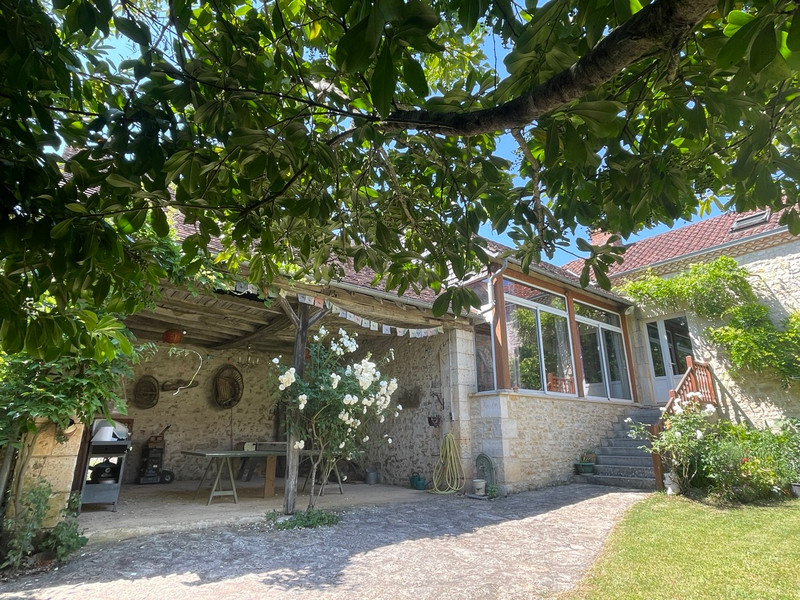 French property for sale in Cubjac-Auvézère-Val d'Ans, Dordogne - €375,000 - photo 0
