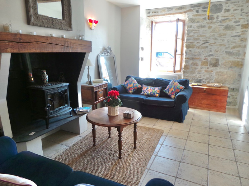 Maison à vendre à Serviès-en-Val, Aude - 450 000 € - photo 1 Maison à vendre à Serviès-en-Val, Aude - 450 000 € - photo 1