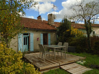 Maison à vendre à Confolens, Charente - 77 000 € - photo 10