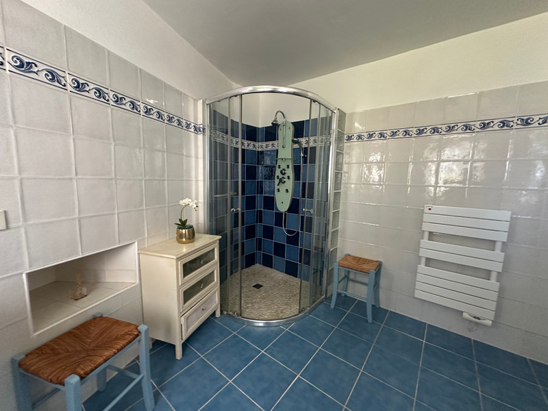 French property for sale in Esclottes, Lot-et-Garonne - €381,600 - photo 5