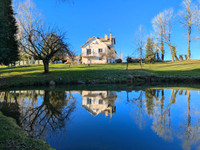 Maison à vendre à Saint-Yrieix-la-Perche, Haute-Vienne - 327.000 € - photo 1