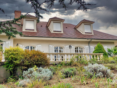house for sale in Centre-Val de Loire