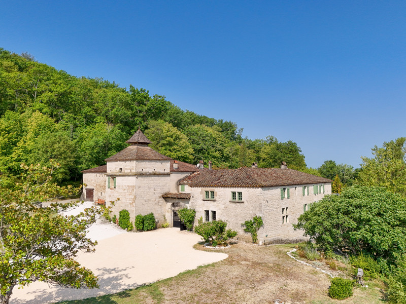 French property for sale in Courbiac, Lot-et-Garonne - €1,299,000 - photo 1