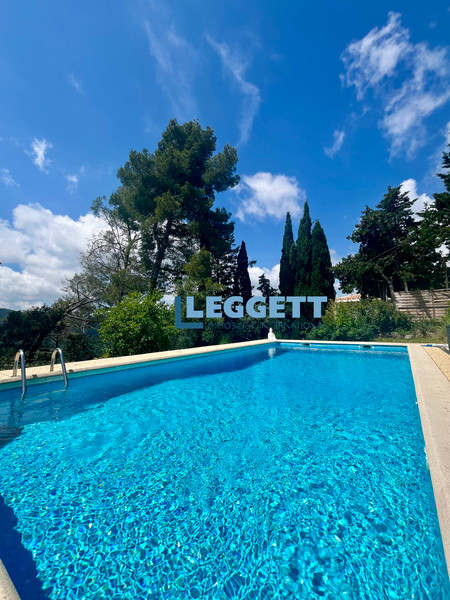 French property for sale in Bagnols-en-Forêt, Var - €578,000 - photo 1