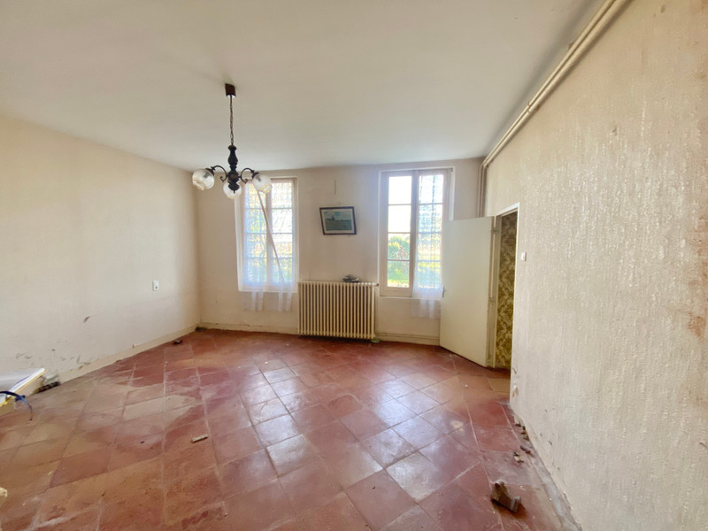 French property for sale in Saint-Nicolas-de-la-Grave, Tarn-et-Garonne - €138,000 - photo 10