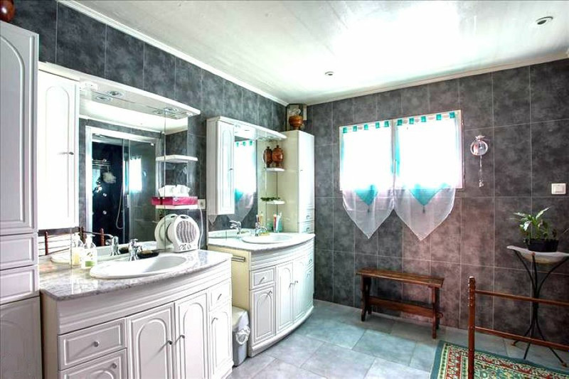 House for sale in BeauregarddeTerrasson Dordogne A contemporary