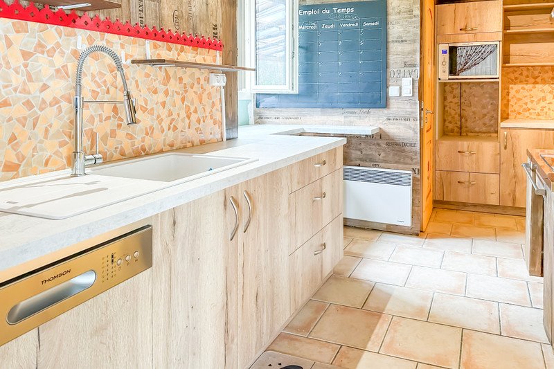 Maison à vendre à Saint-Astier, Dordogne - 209.900 € - photo 1