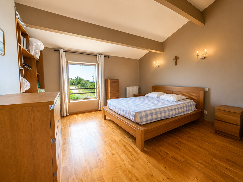 French property for sale in Nieulle-sur-Seudre, Charente-Maritime - €498,750 - photo 5