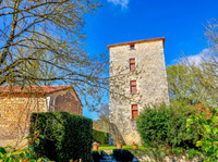 Propriété à vendre à Moulins-sur-Tardoire, Charente - 440 000 € - photo n°12
