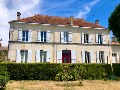 Maison à vendre à Saint-Fort-sur-Gironde, Charente-Maritime, Poitou-Charentes, avec Leggett Immobilier