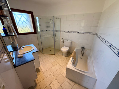 French property for sale in Chalais, Charente - €399,950 - photo 10