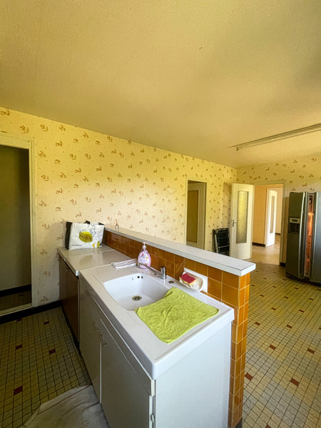 French property for sale in Luchapt, Vienne - €82,500 - photo 5
