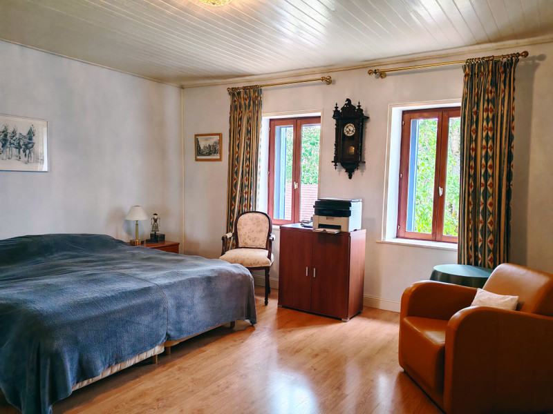 French property for sale in Marcillat-en-Combraille, Allier - €220,000 - photo 6