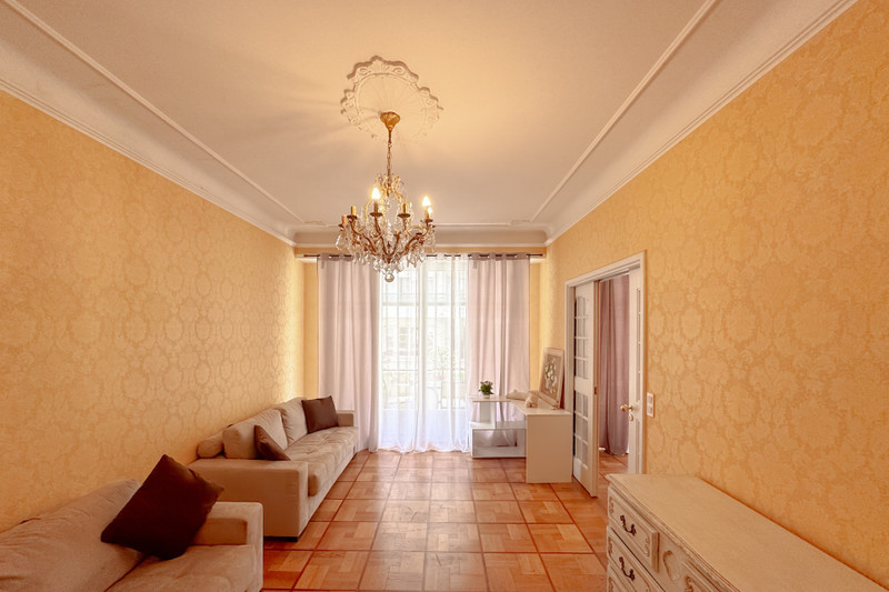 French property for sale in Nice, Alpes-Maritimes - €795,000 - photo 0