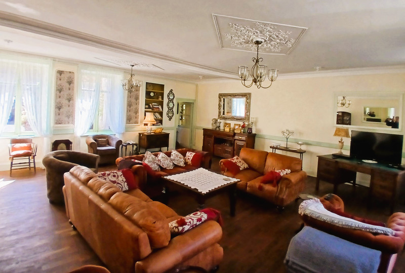 French property for sale in Aigurande, Indre - €139,800 - photo 1