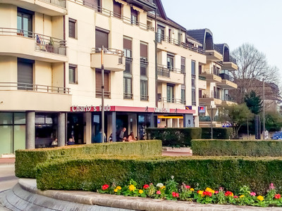 French property for sale in Divonne-les-Bains, Ain - €688,000 - photo 6