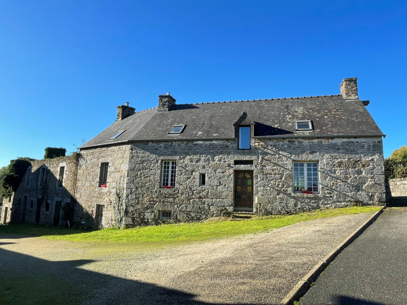 House in SaintGillesPligeaux Côtesd'Armor Charming fourbedroom