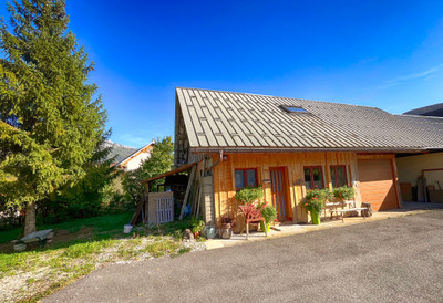 French property for sale in Lescheraines, Savoie - €685,000 - photo 3