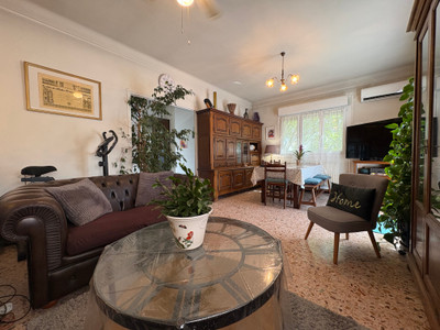 French property for sale in Vinça, Pyrénées-Orientales - €290,000 - photo 2