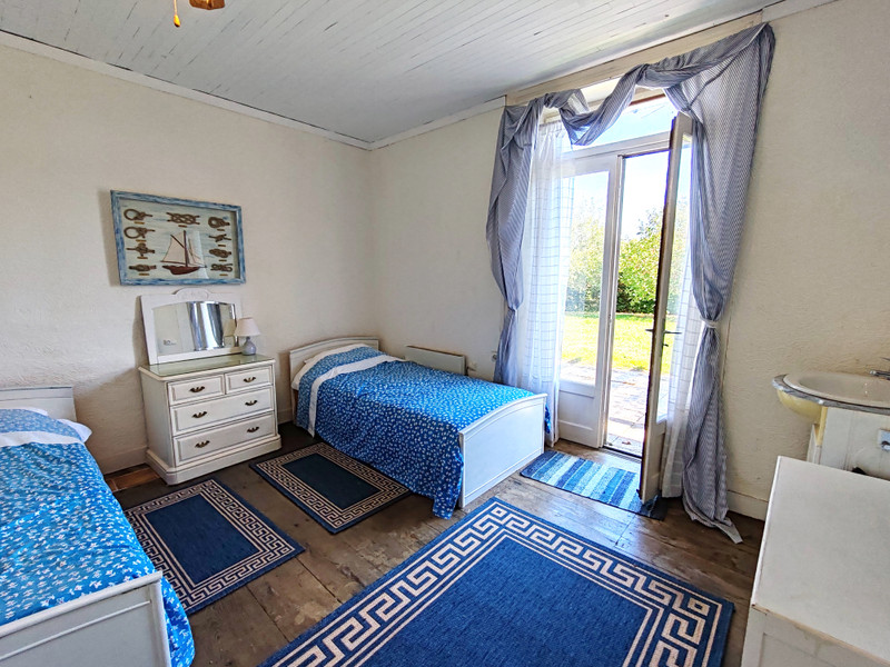French property for sale in Teyjat, Dordogne - €220,000 - photo 6
