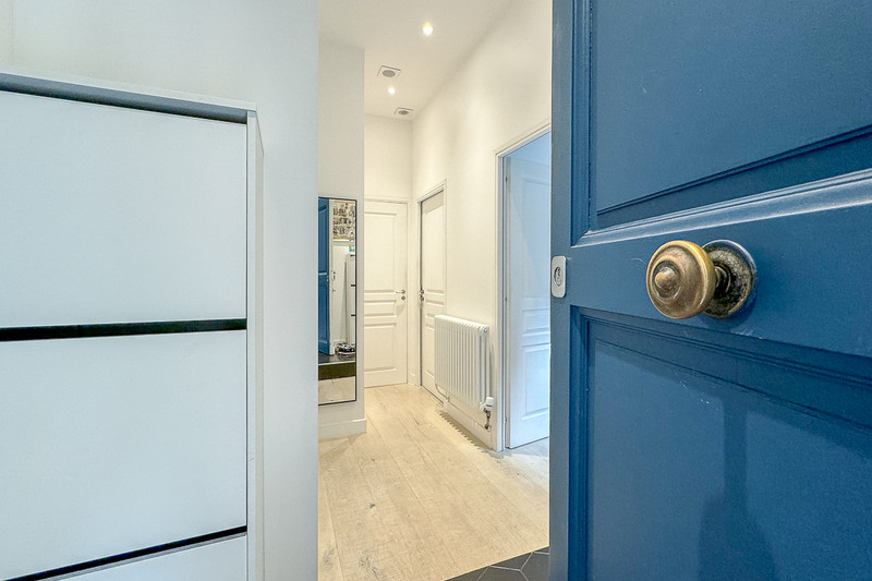 French property for sale in Paris 4e Arrondissement, Paris - €1,195,000 - photo 9