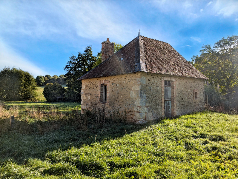 French property for sale in Nogent-le-Bernard, Sarthe - €79,200 - photo 2
