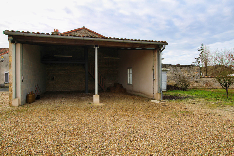 French property for sale in Valdelaume, Deux-Sèvres - &#8364;272,850 - photo 10