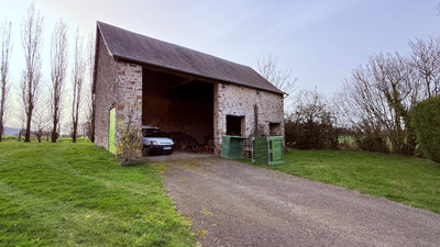 French property for sale in Vimarcé, Mayenne - €315,650 - photo 9