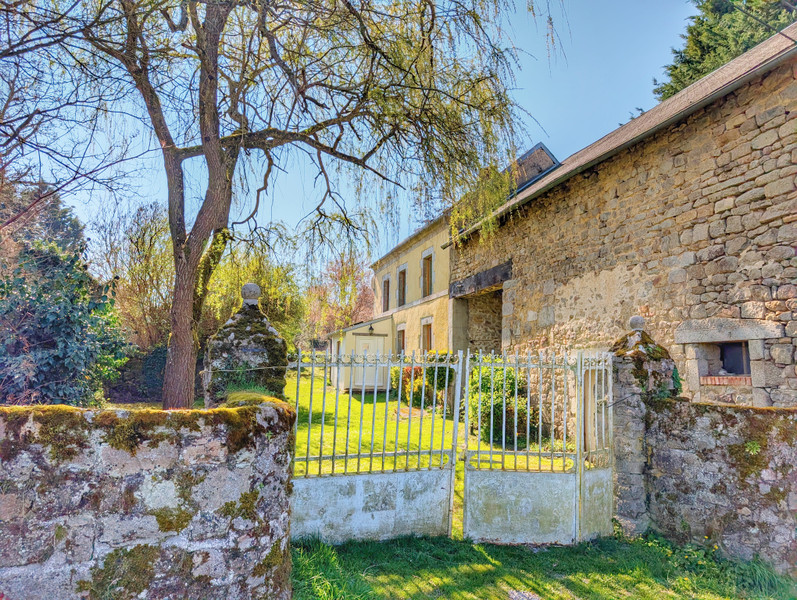 Propriété à vendre à Mainsat, Creuse - 169 560 €