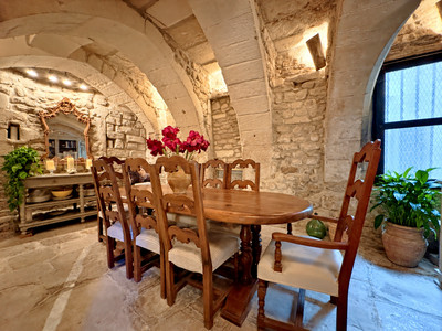 French property for sale in Saint-Rémy-de-Provence, Bouches-du-Rhône - €1,550,000 - photo 3