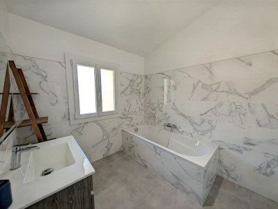 French property for sale in Montendre, Charente-Maritime - €310,000 - photo 5