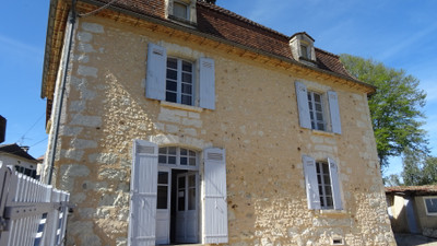Maison à vendre à Saint-Sulpice-de-Roumagnac, Dordogne, Aquitaine, avec Leggett Immobilier